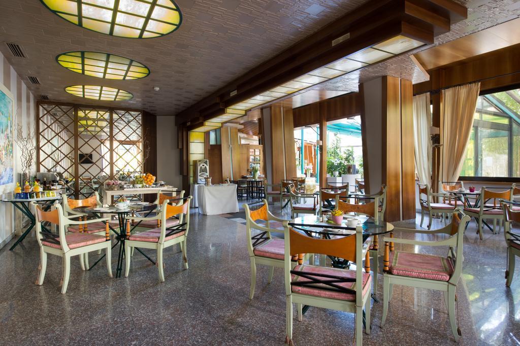 Grand Hotel Panoramic Монтекатини-Терме Экстерьер фото